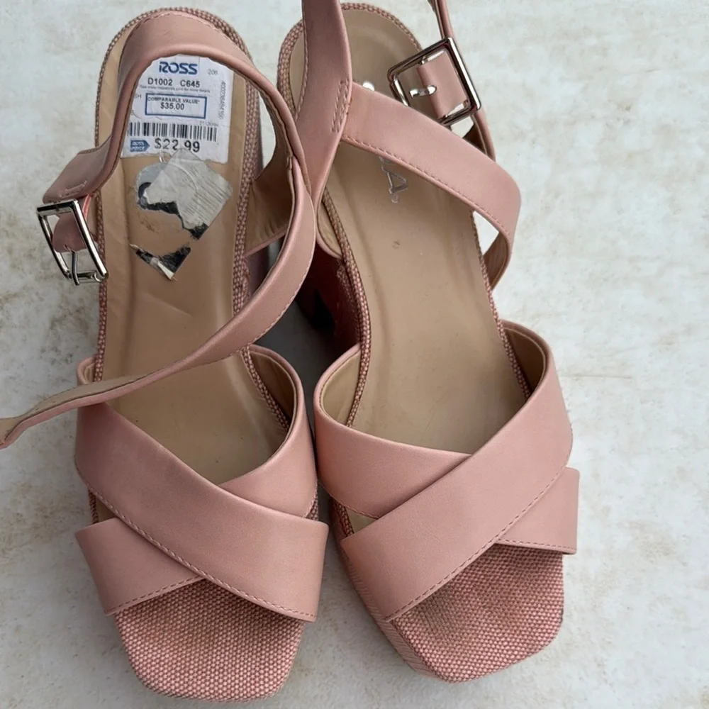 Pink Platform Sandals - Picture 2 of 4